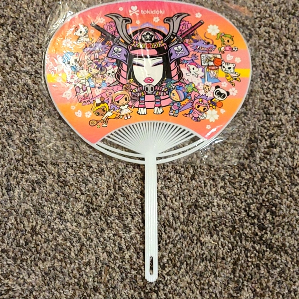Tokidoki hand fan